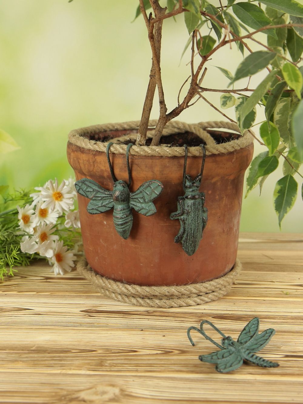 Iron Garden Фигурка декоративная Жук