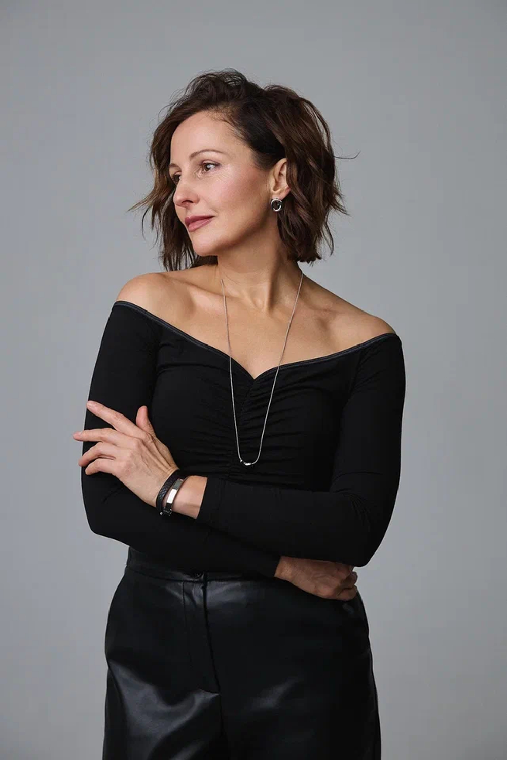 Колье маленькое серебряное сердце на серебряной цепочке с бегунком