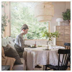 IKEA ADLAD  (ИКЕА АДЛАД)  -  Ароматическая свеча в стекле, скандинавский лес/белый, 50 часов.