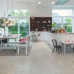 ВИНИЛ PERGO ДУБ НЕЖНЫЙ СЕРЫЙ