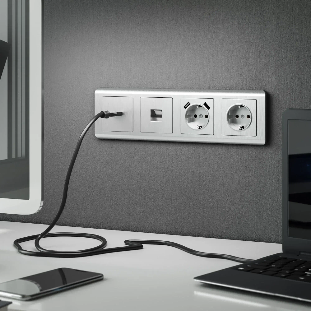 Накладкадля розетки USB (cеребряный рифленый) W1179509