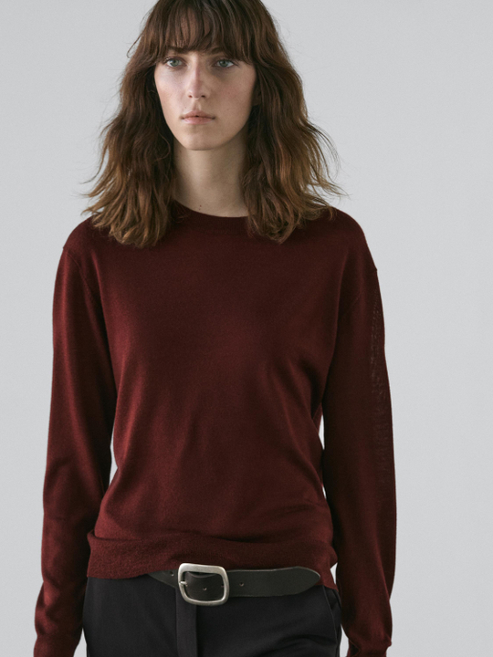 Massimo Dutti Свитер из тонкого трикотажа с круглым вырезом, гранатовый