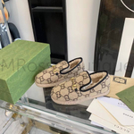 Женские лоферы Gucci GG Wool меховые бежевого цвета