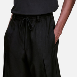 Свободные плиссированные шорты Sport Uniform