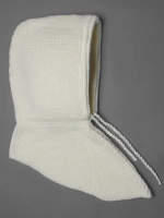 Капор женский вязаный молочный