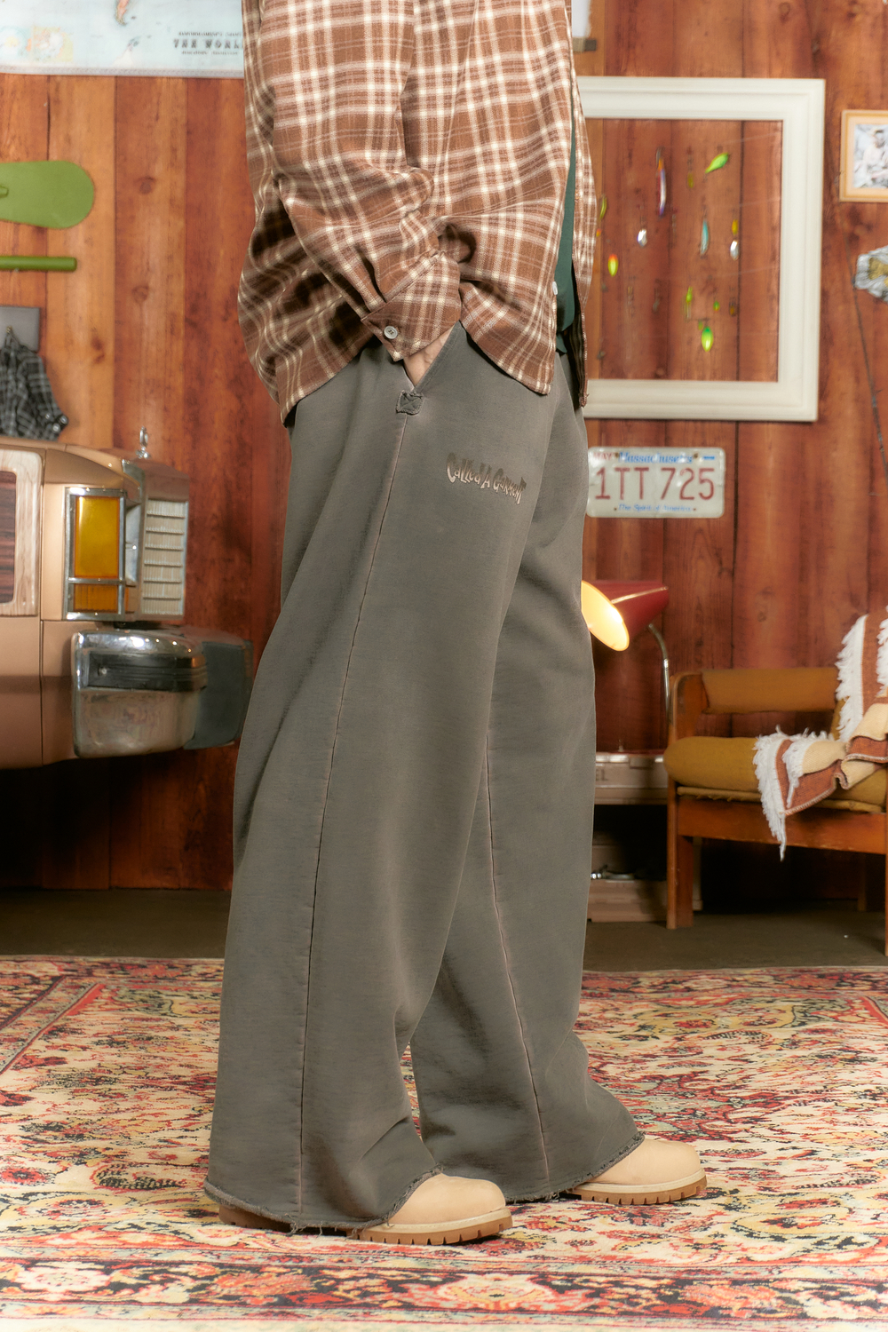 Брюки Called a Garment Stout Pants "Khaki Died"