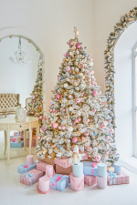 Ель искусственная заснеженная Амурская 1,8 м Подставка Металл Пленка ПВХ МаксКристмас