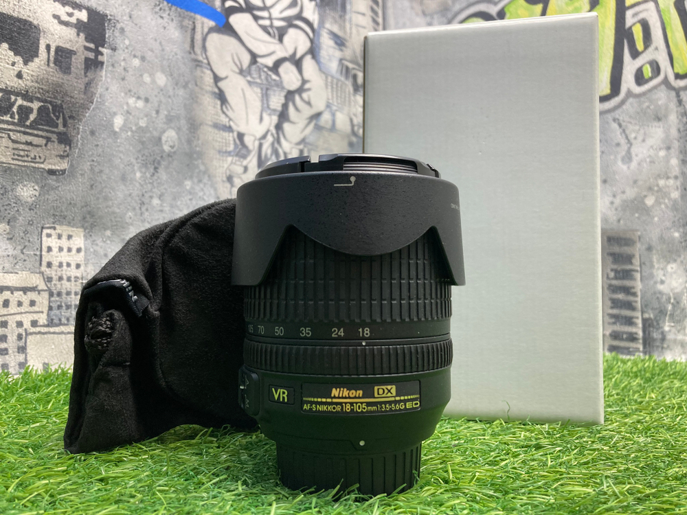 Nikon 18-105mm 3.5-5.6G AF-S ED DX VR Nikkor