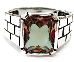 "Эстерелла" - ювелирное кольцо с султанитом