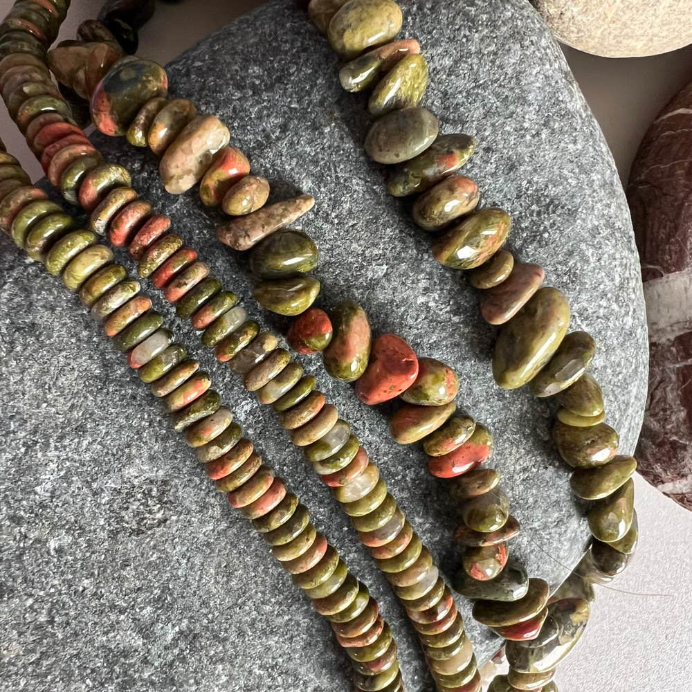 Унакит. Камни для изделий на заказ. Цена зависит от вида заказанного изделия