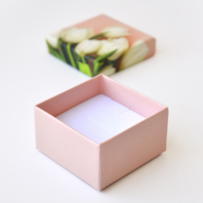 Футляр картонный "Романтика.Тюльпаны №13", 60х60х34 мм