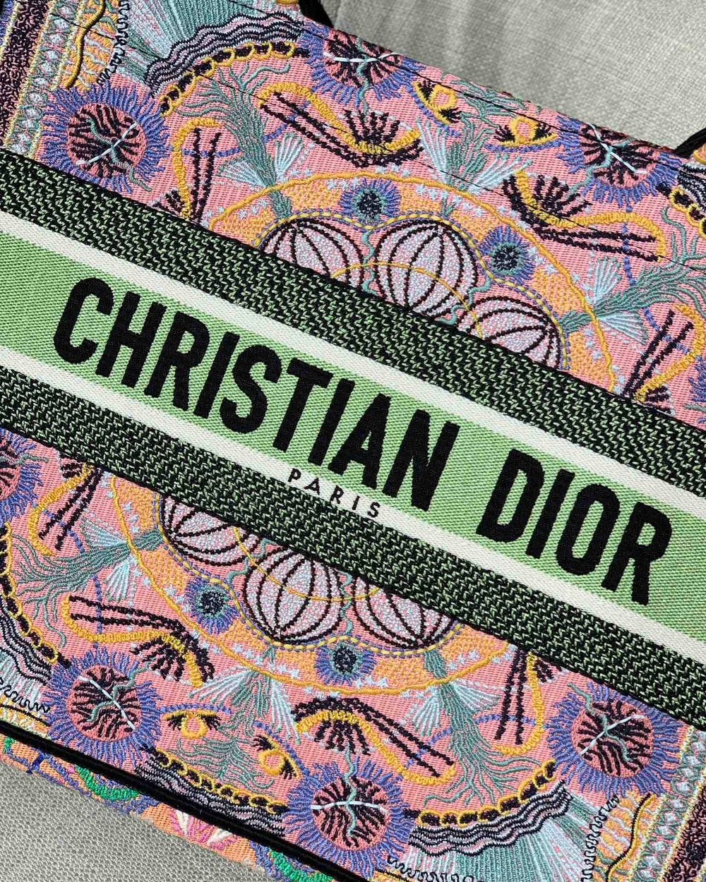 Christian Dior Book Tote 36 cm