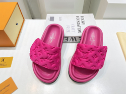 Louis Vuitton Pool Pillow Comfort Mule