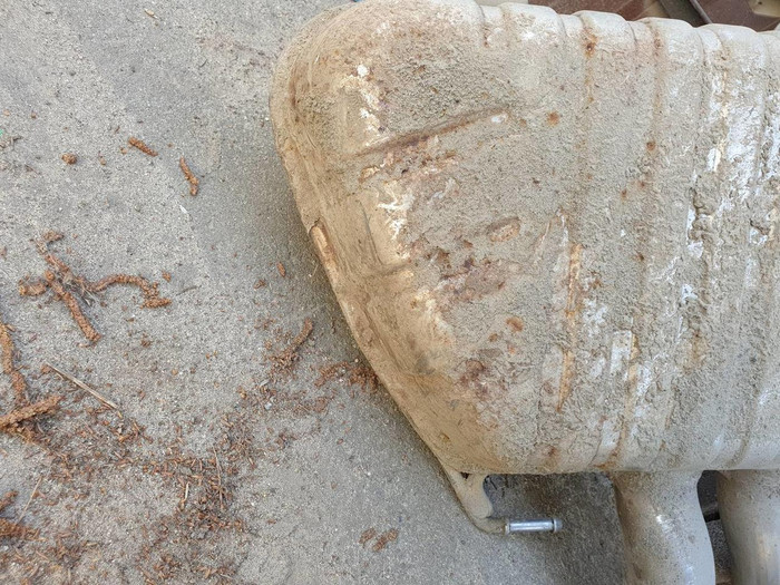 Глушитель Jaguar F-PACE (2016-н.в.)