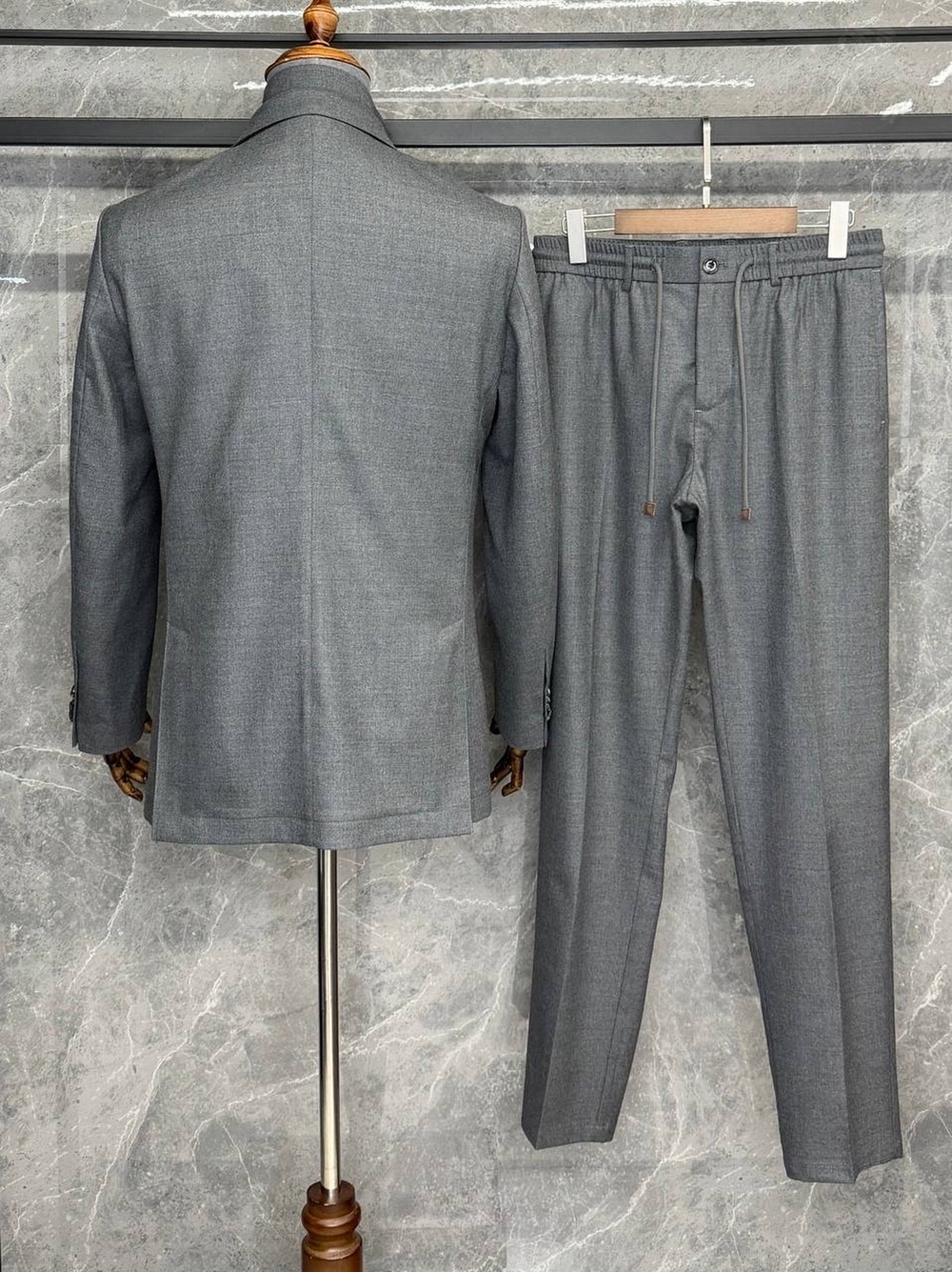 Костюм Brunello Cucinelli