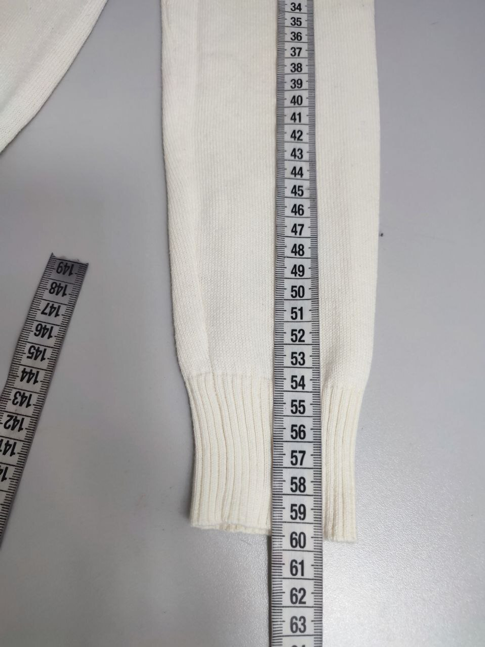 Джемпер стильный 40 размер