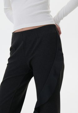 Брюки с воланом