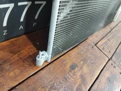 Радиатор кондиционера Mercedes E W213, C W205 БУ Оригинал A0995000454