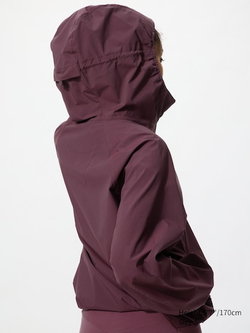 UNIQLO Парка, винный