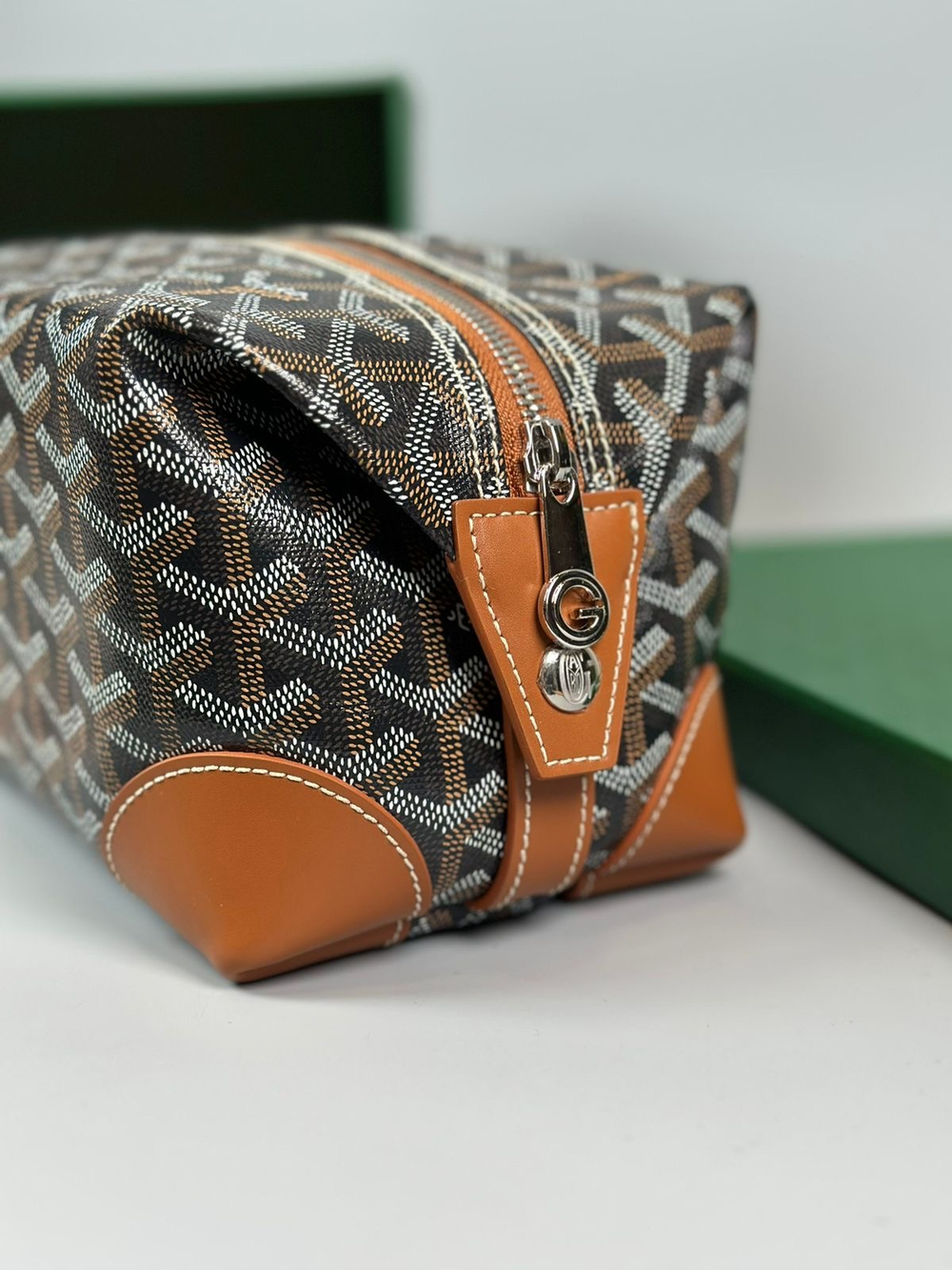 Косметичка Goyard