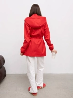 Ветровка с капюшоном удлиненная