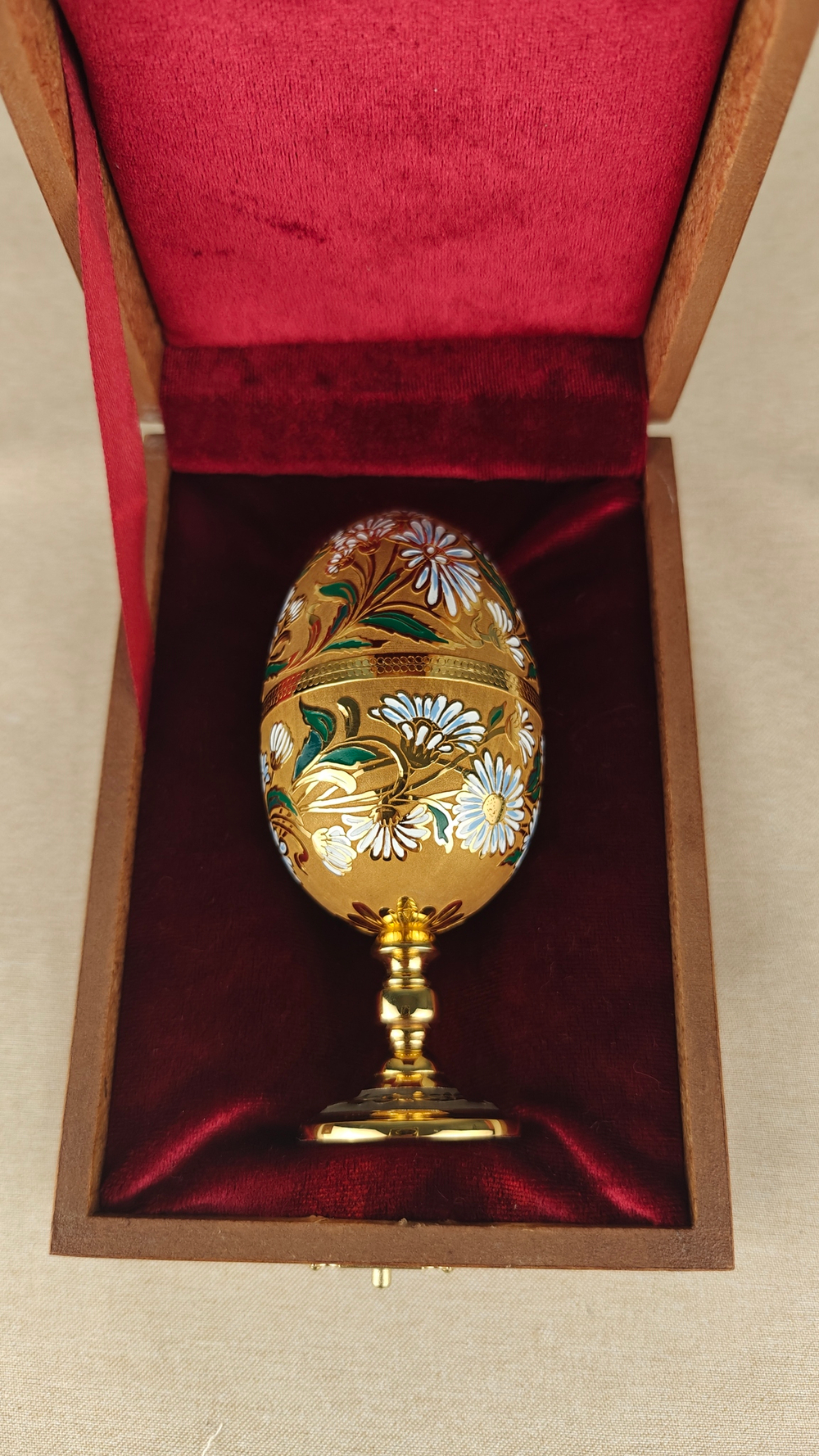 Сувенир Яйцо-рюмки "Ромашки" с эмалью (златоустоуская гравюра)