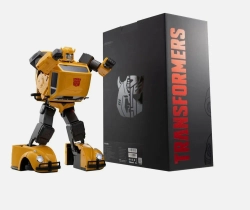 Робот-трансформер Robosen Transformers G1 Бамблби с голосовыми командами и программируемыми движениями