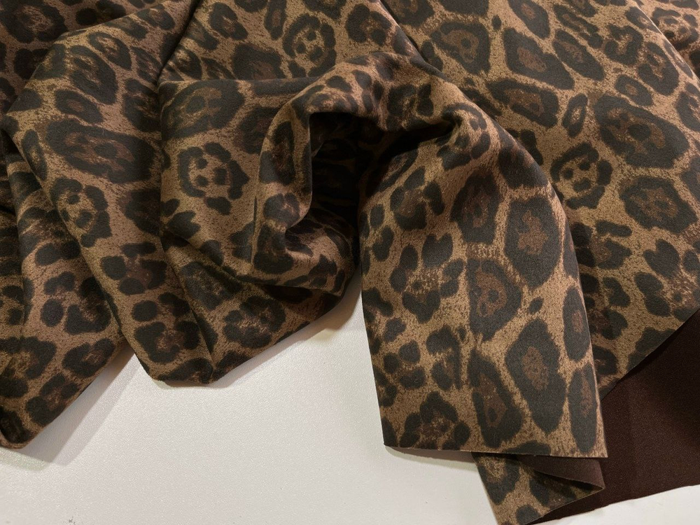 Замша (эко, на скубе). Принт- Леопрад