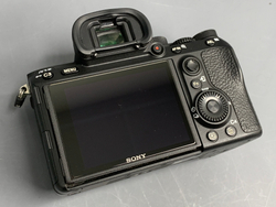 Sony A7 III 27.200 кадров