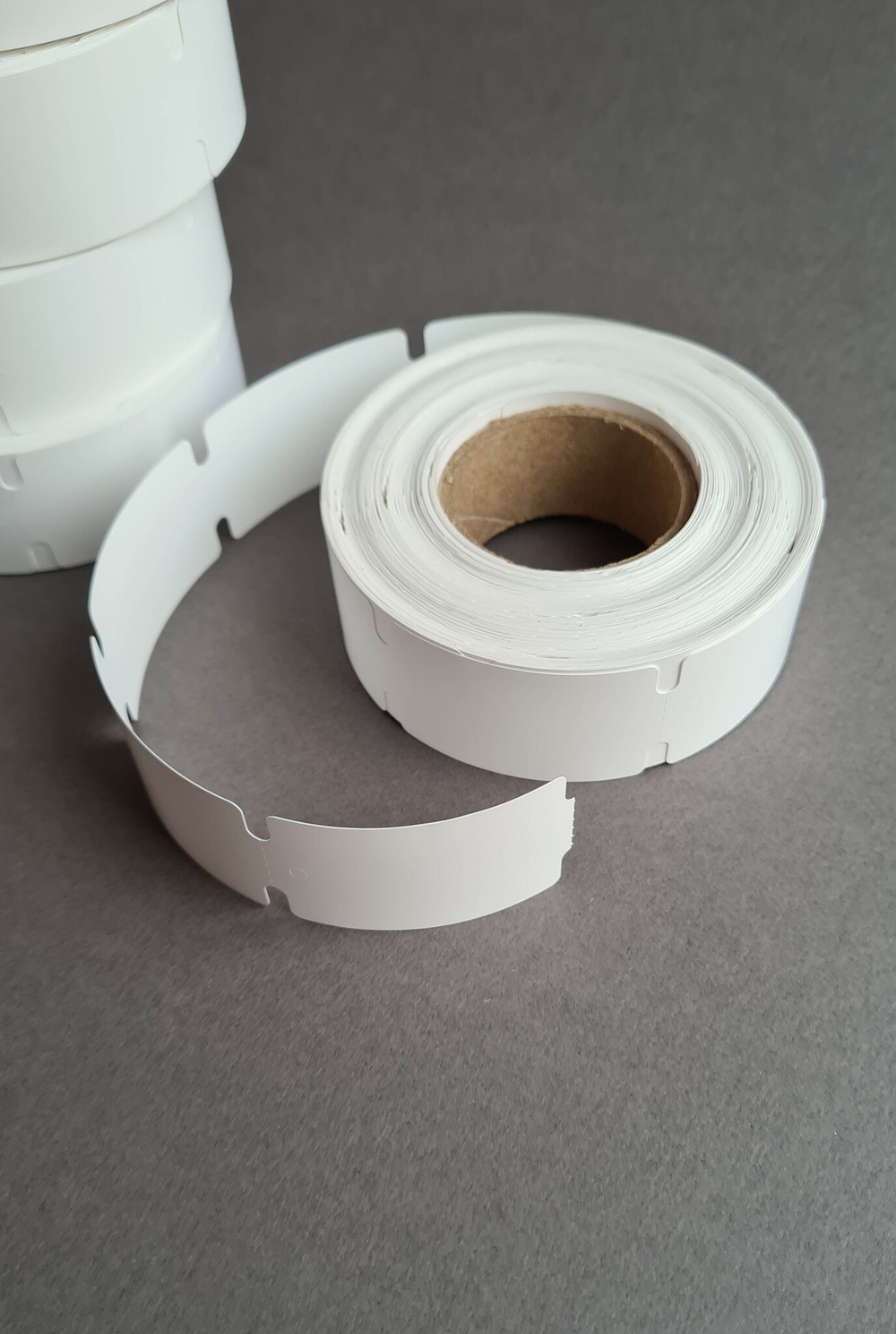 Ювелирные бирки 30х50,8 мм. Толщина 180 мкм. Синтетические нервущиеся для термотрансферной печати.