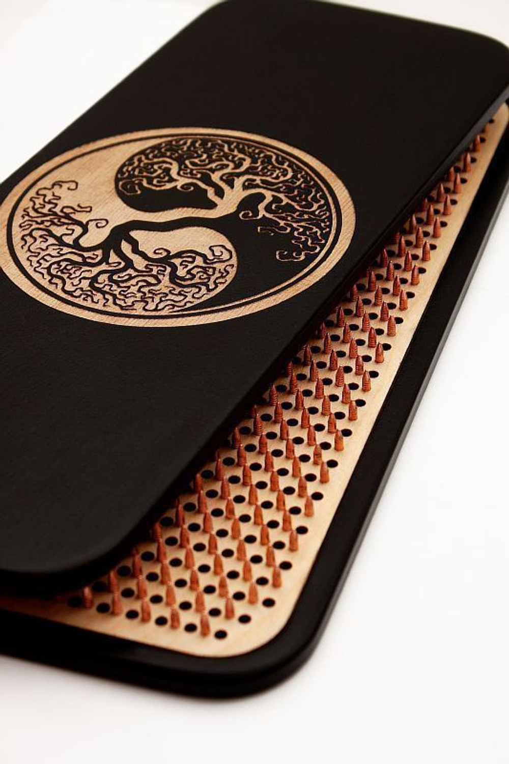 Доска садху Дерево инь-янь алюминиевые гвозди