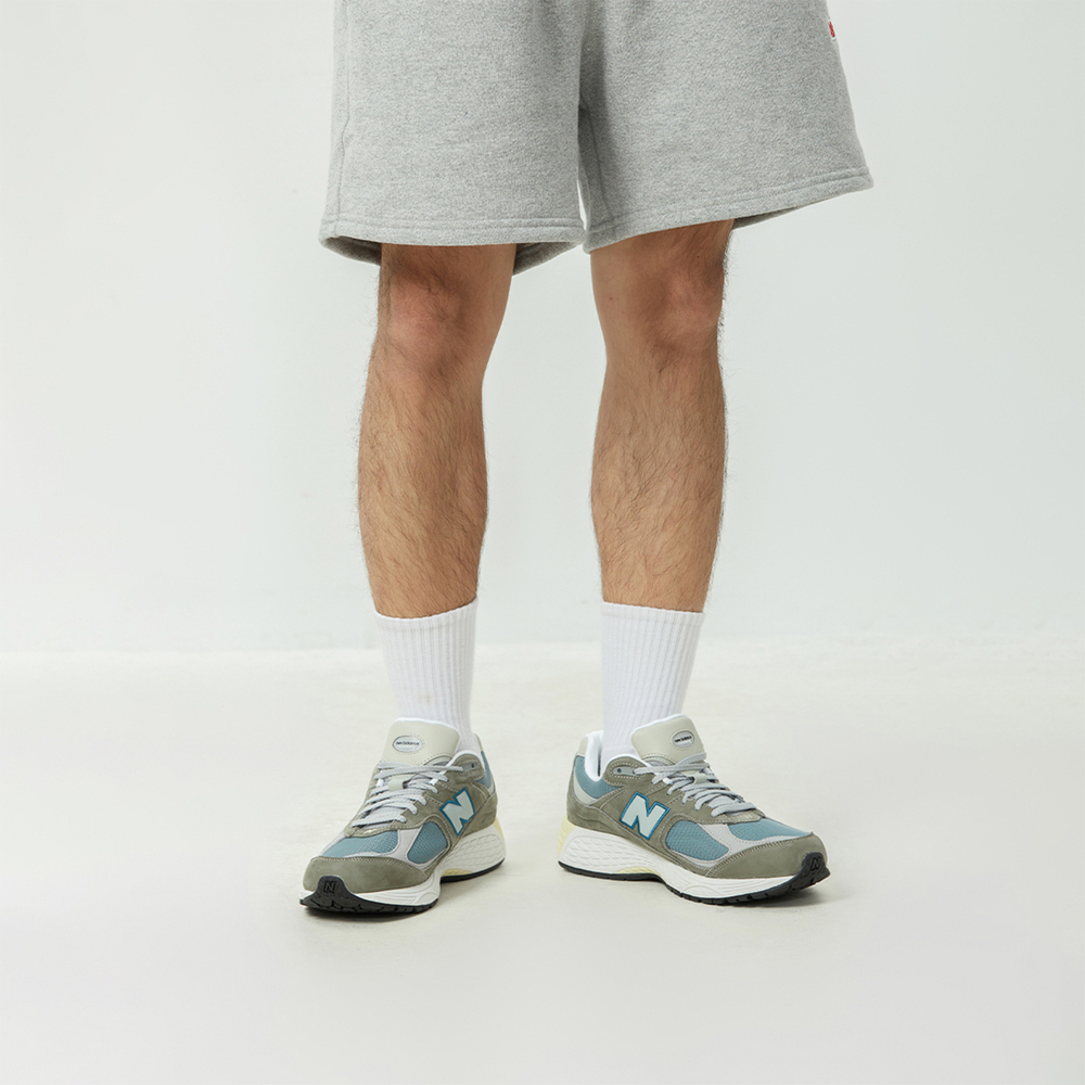Кроссовки New Balance Nb 2002R