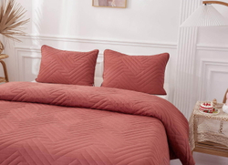 Покрывало 230х250 и 2 наволочки 50х70 Sofi De MarkO Мориц красное