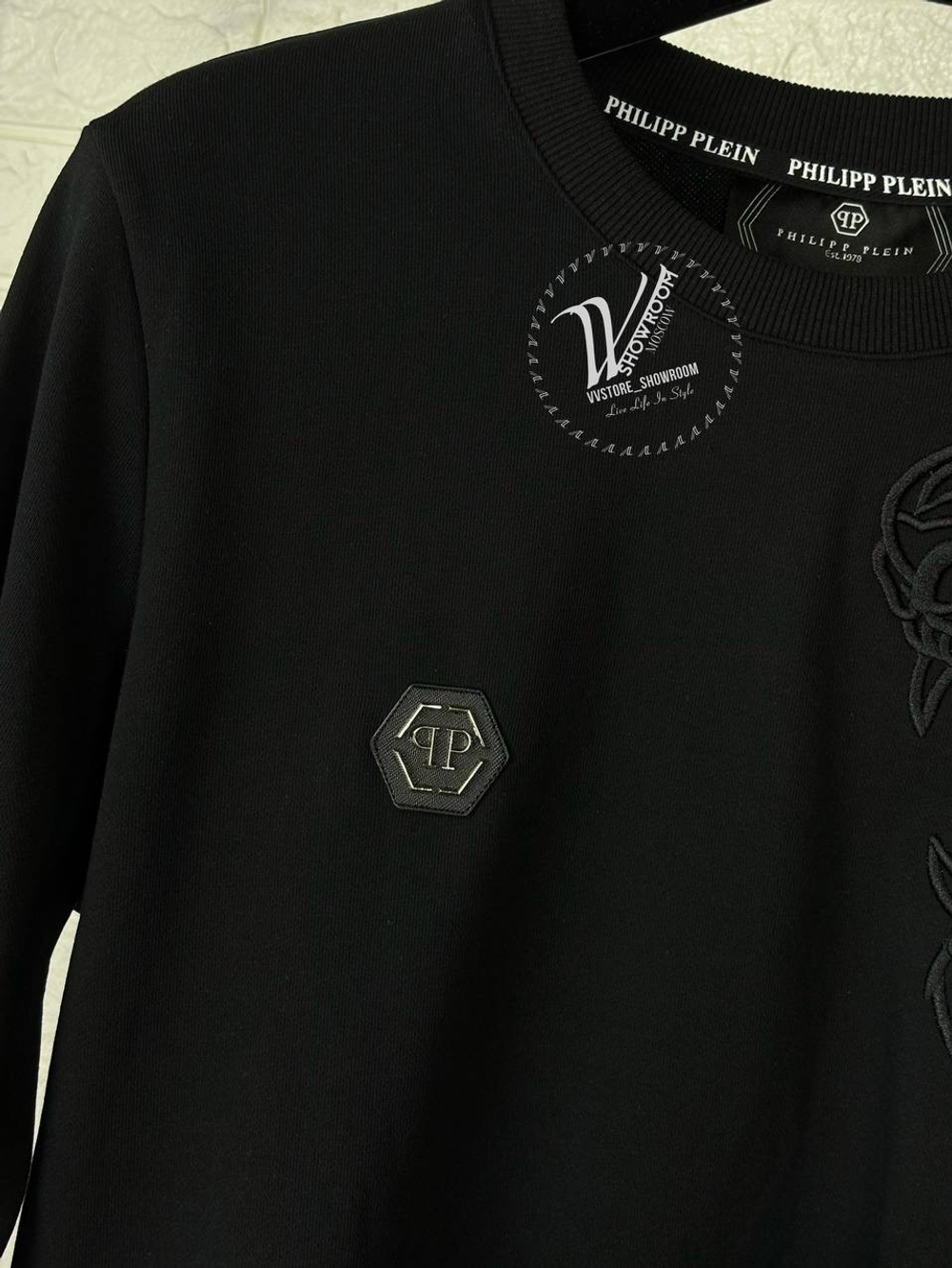 Кофта с длинными рукавами Philipp Plein интересной вариации “Tiger Series”