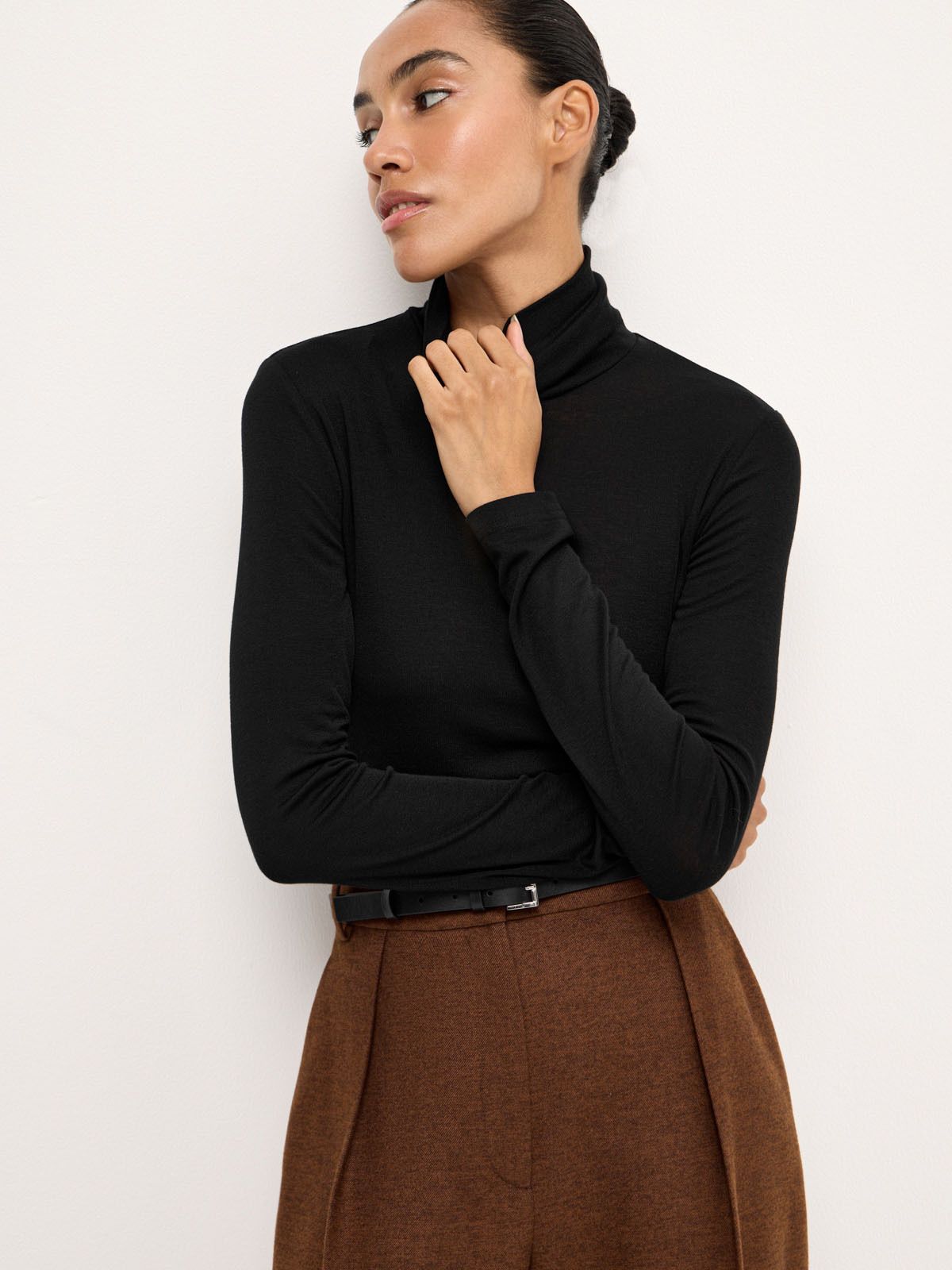 Деликатная водолазка с шерстью Successful Black