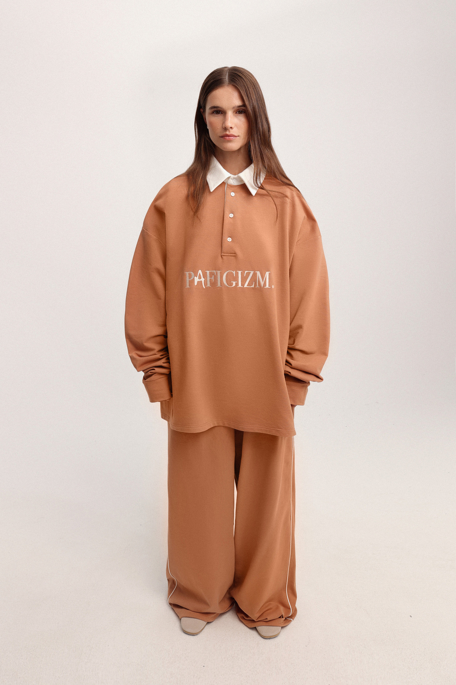 Брюки из трикотажа с кантами