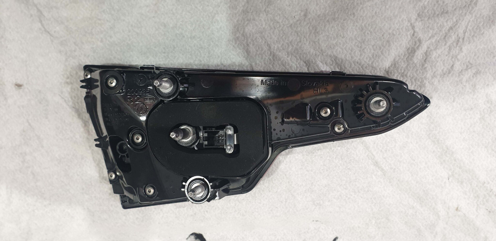 Фонарь задний правый LED Audi A4 (B9) 15-20 Новый Оригинал 8w5945094g