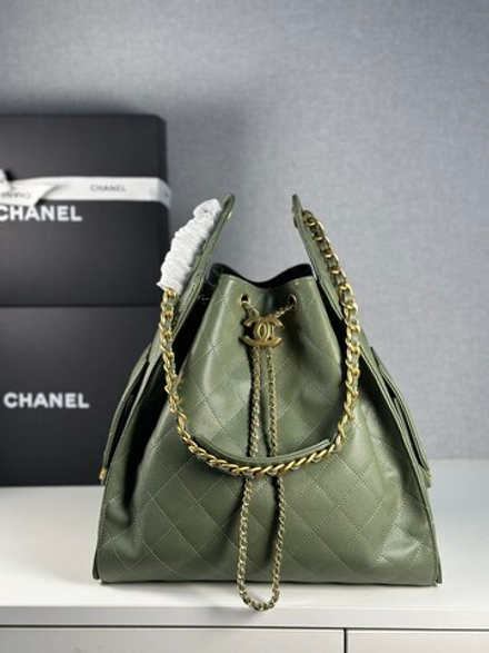 Chanel 25 Medium Handbag 40 cm