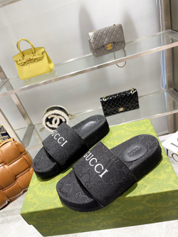 Gucci Slides