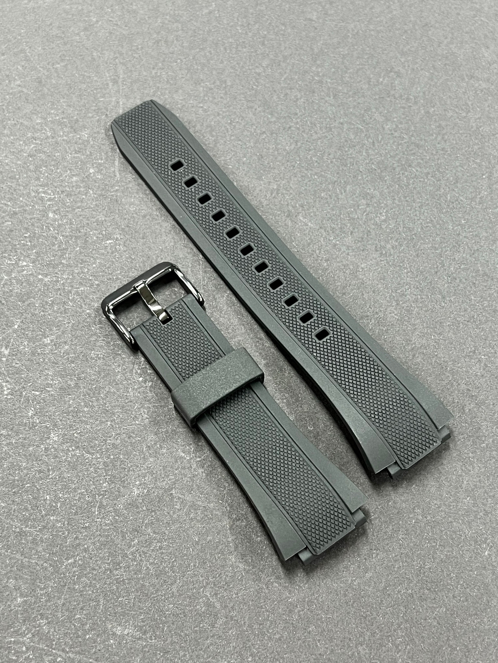 Ремешок Casio EFA-131PB-1AV