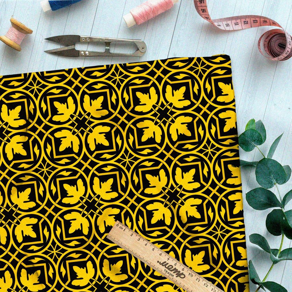 Ткань атлас богатый золотой узор на чёрном фоне