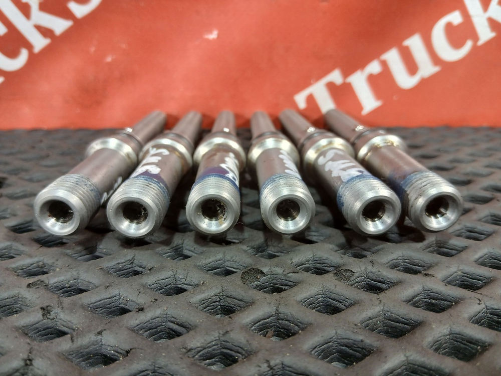 Комплект трубок топливных 2023г