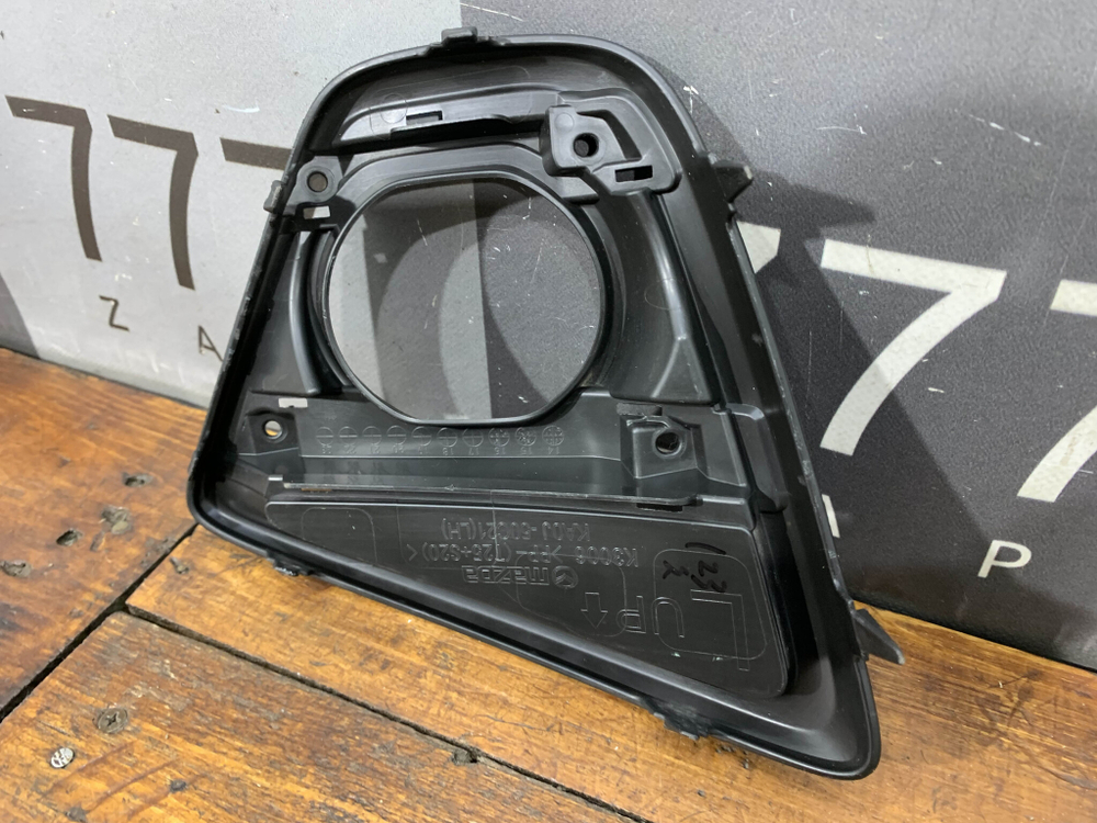 Накладка ПТФ левая Mazda CX-5 1 (KE) 15-17 Б/У Оригинал KA0J50C21