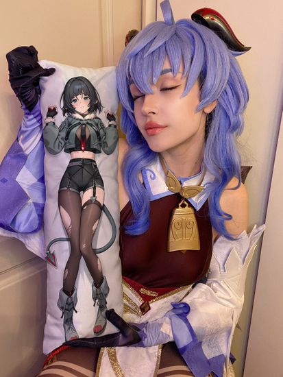 Мини дакимакура Джейн Доу Зенлесс Зон Зеро арт. M1309, 60х20 см