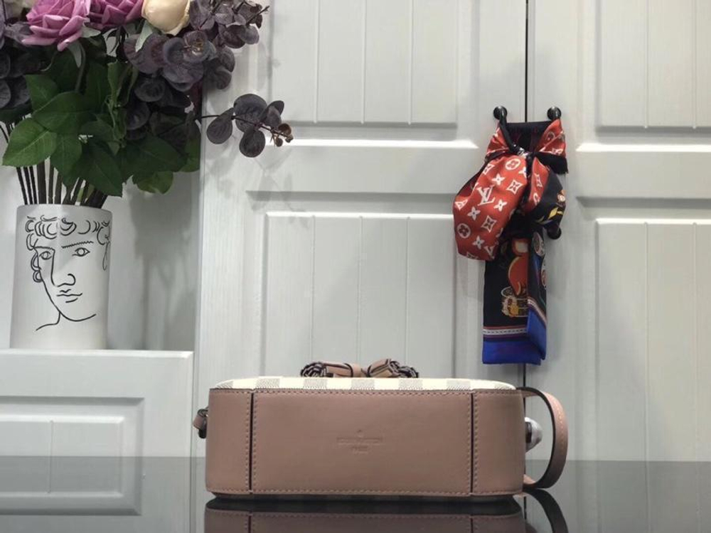 Louis Vuitton Saintonge