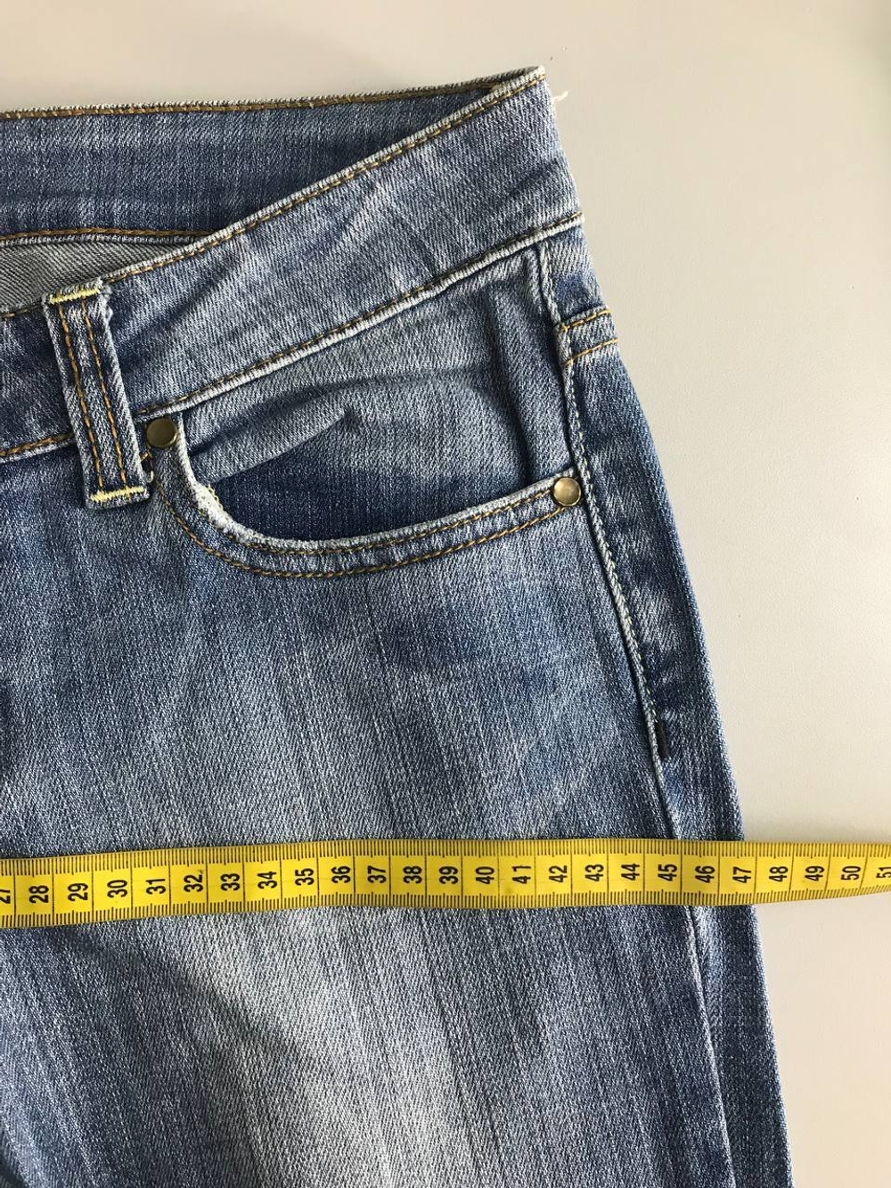 Джинсы Tom Tailor светлого оттенка, визуально 44/46 размер