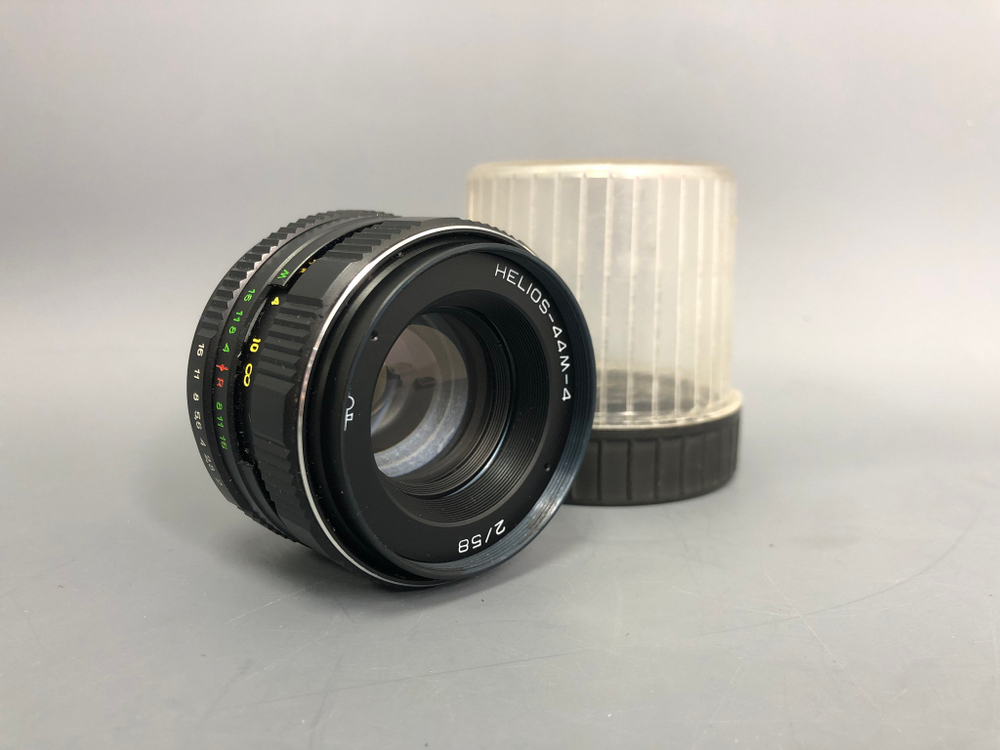 Helios 44M 4 2/58 mm