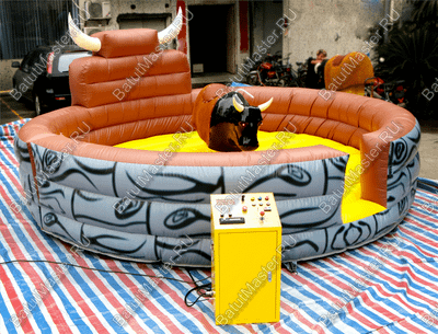 Надувной батут для аттракциона родео "Чемпион"  4*4*2.5 м