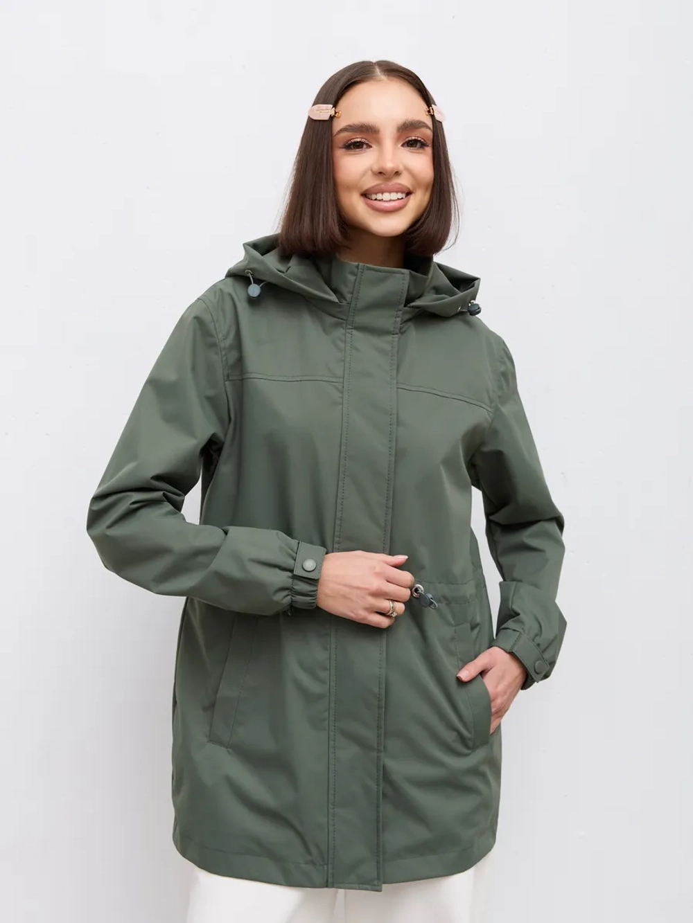 Ветровка с капюшоном удлиненная