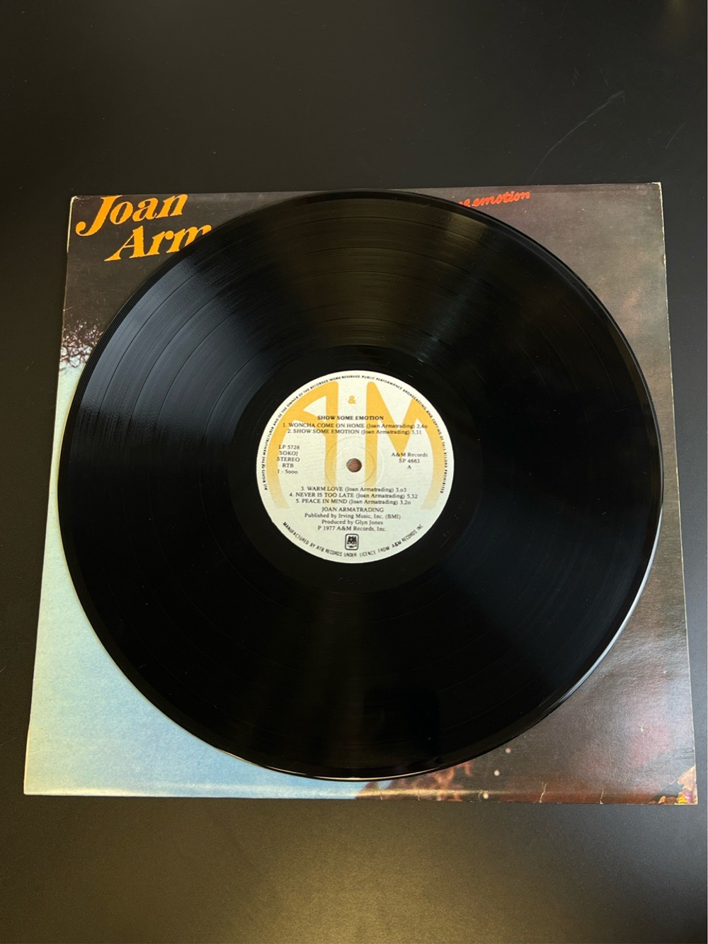 LP Joan Armatrading – Show Some Emotion (blues-rock). Виниловая пластинка 12 дюймов